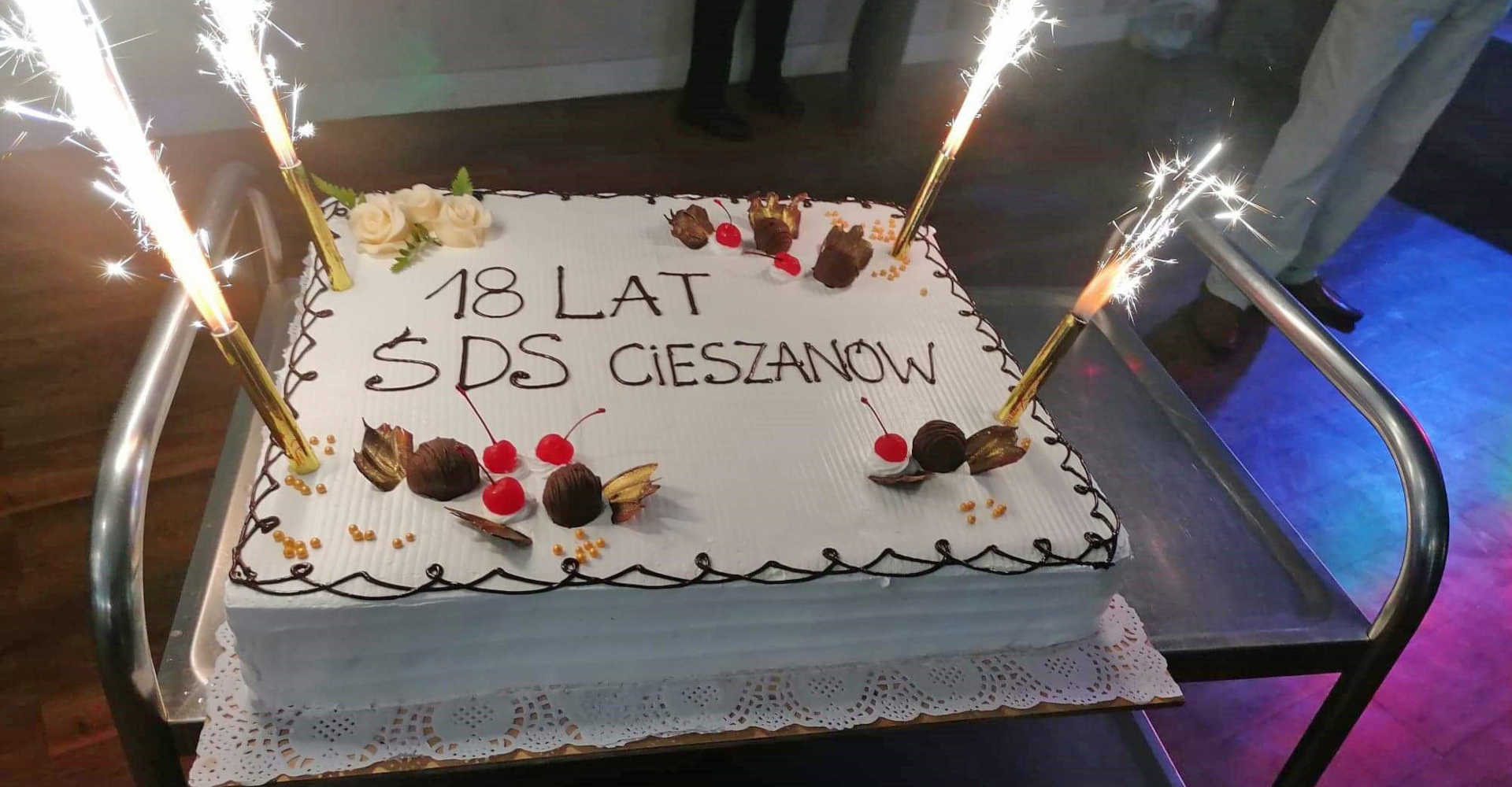 Tort z okazji 18 lat ŚDS Cieszanów