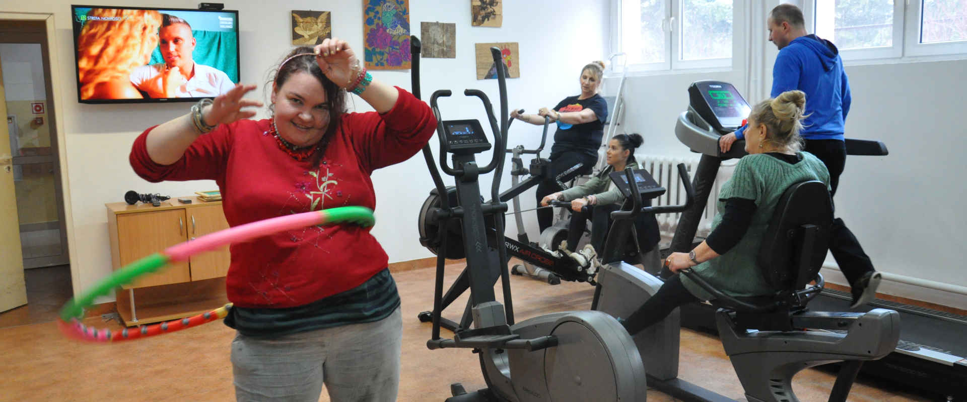Uczestnicy ŚDS na siłowni